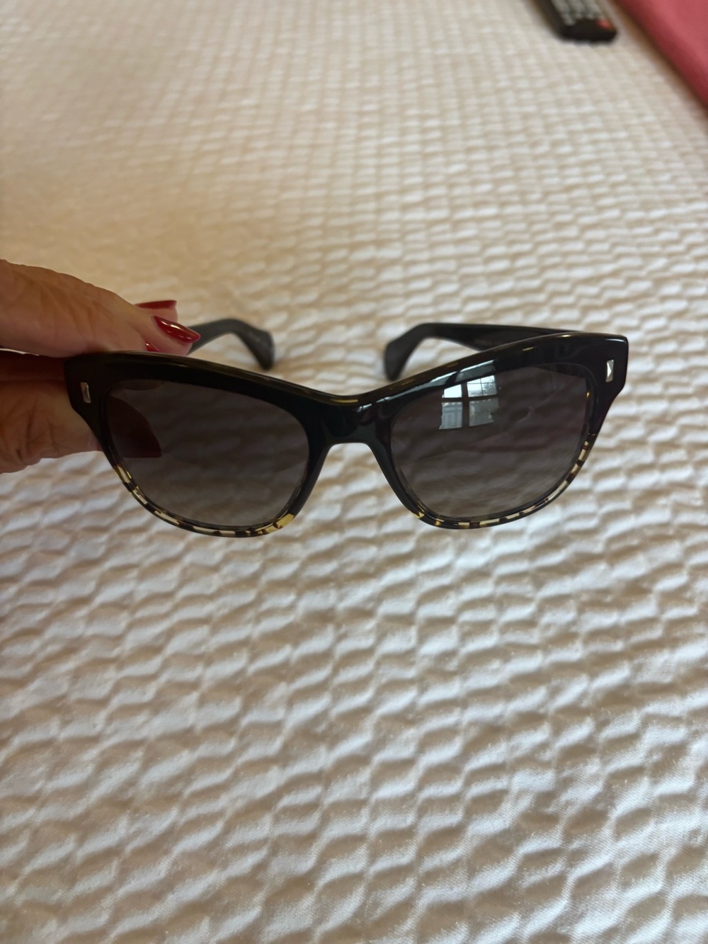 Oliver Peoples Black and Tortoiseshell Cat-Eye Sunglasses